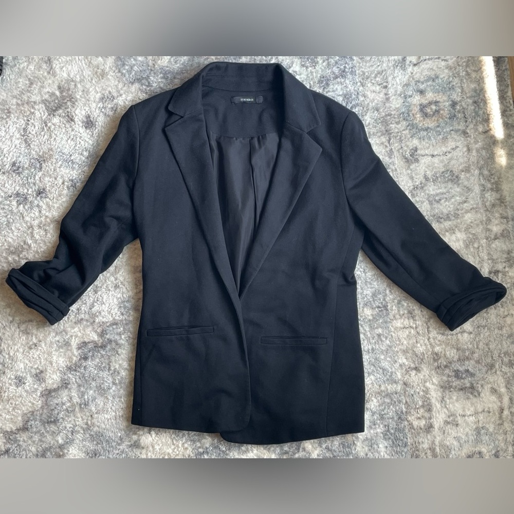 Forever 21 Black Tailored Blazer with Notched Lapels